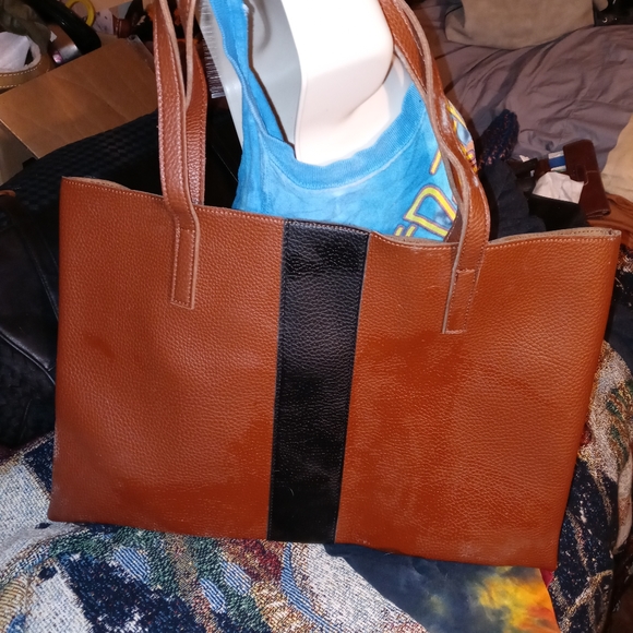 VINCE CAMUTO BROWN BAG - Picture 4 of 4